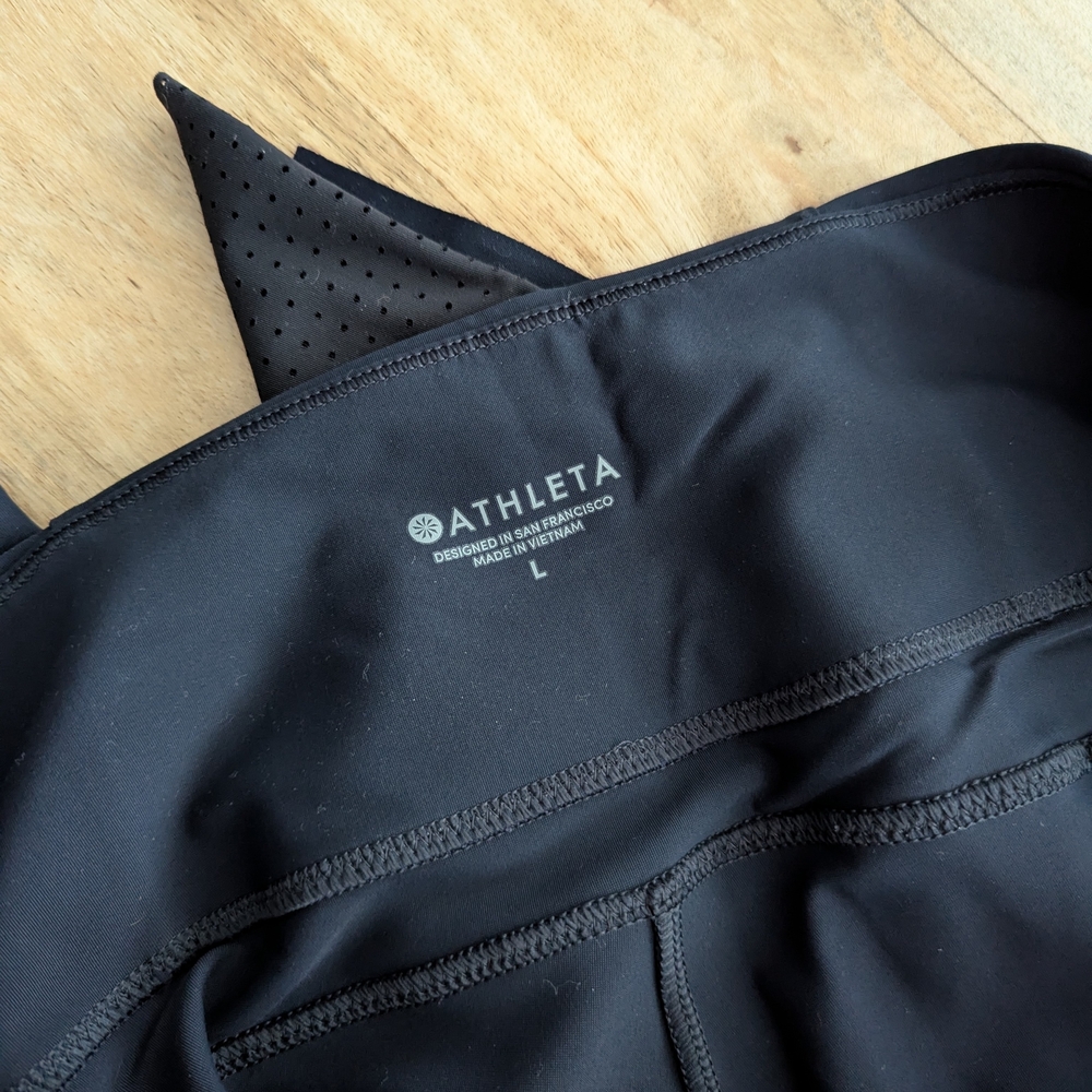 Athleta Black and Blue Stellar Tights - Picture 6 of 9